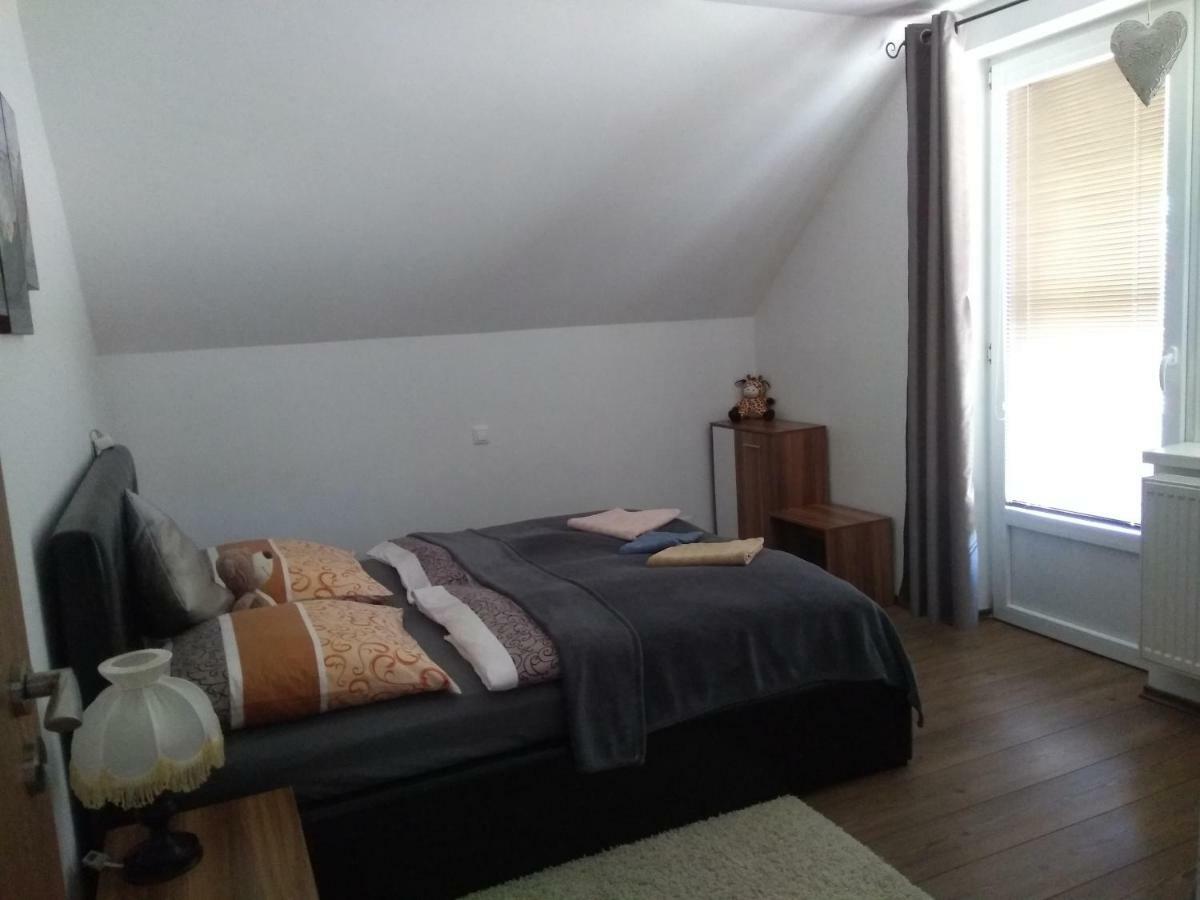 Apartman Lusy Veľka Lomnica Bagian luar foto