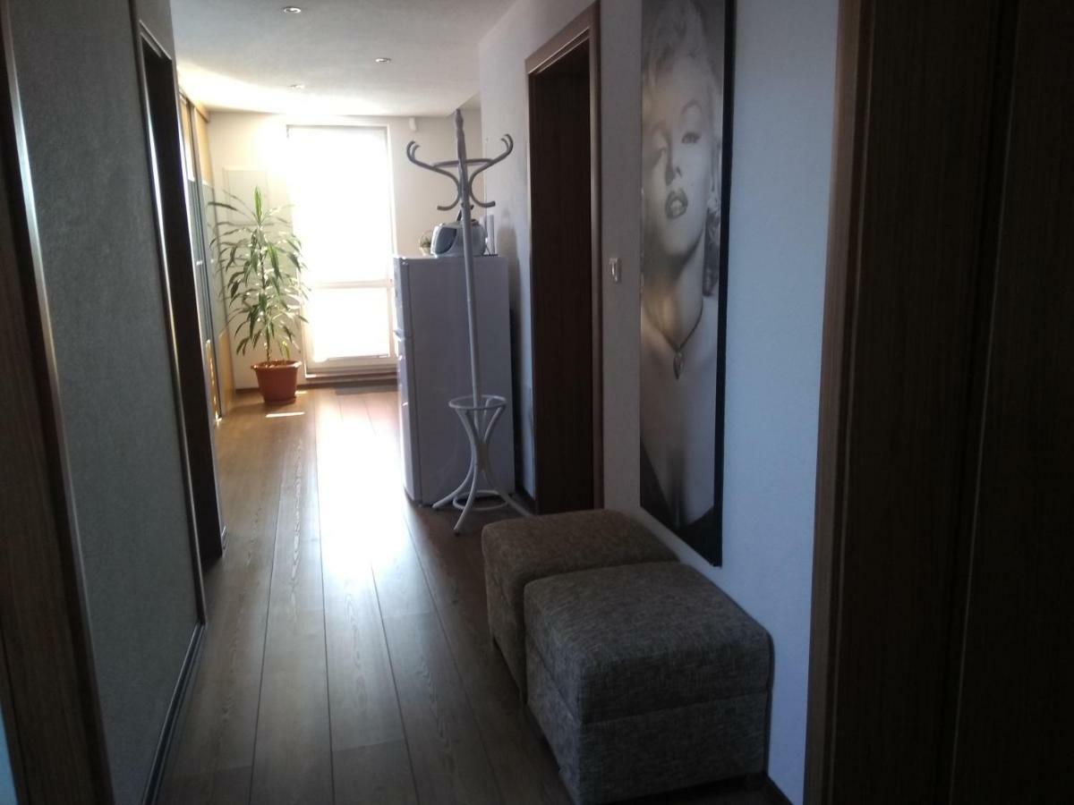 Apartman Lusy Veľka Lomnica Bagian luar foto
