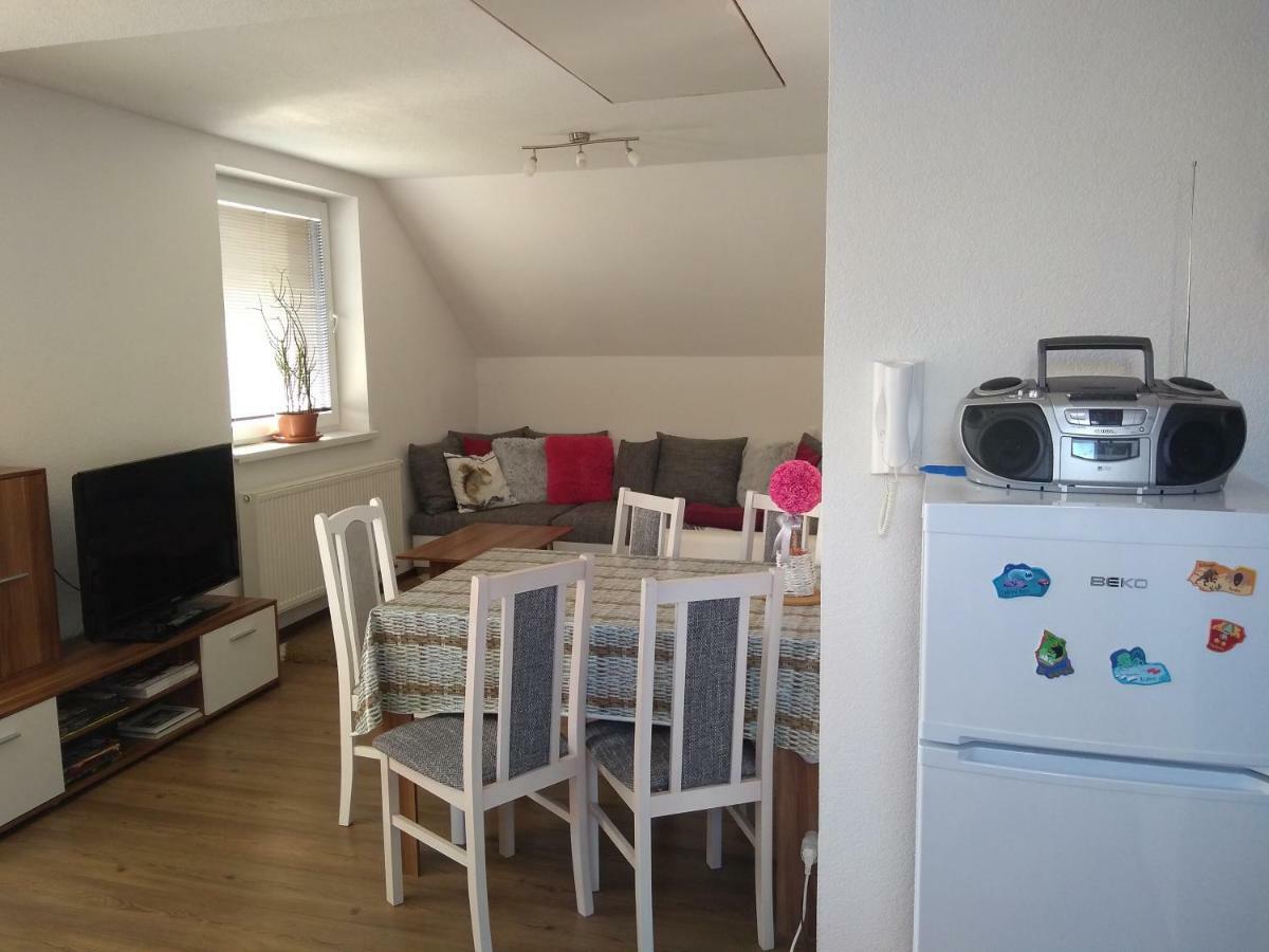 Apartman Lusy Veľka Lomnica Bagian luar foto